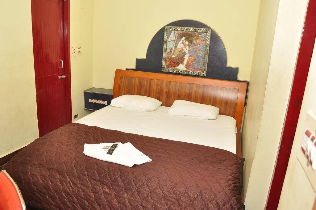 Hotel New Tamil Nadu Salem Δωμάτιο φωτογραφία